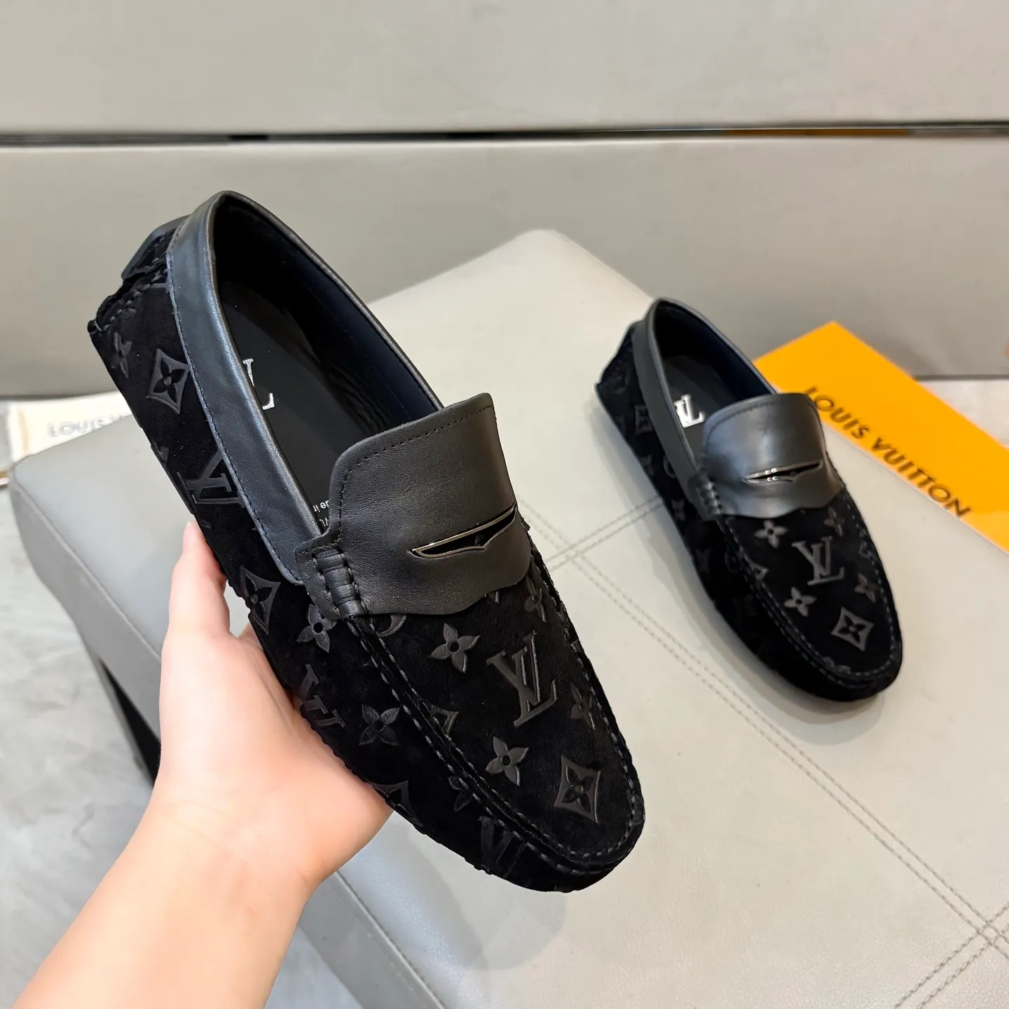 Factory price: 460💰LV men's beanie shoes 2025 official website synchronization <market top version> imported nubuck leather/embossed ➕ black cowhide original packaging. Size 38-45
